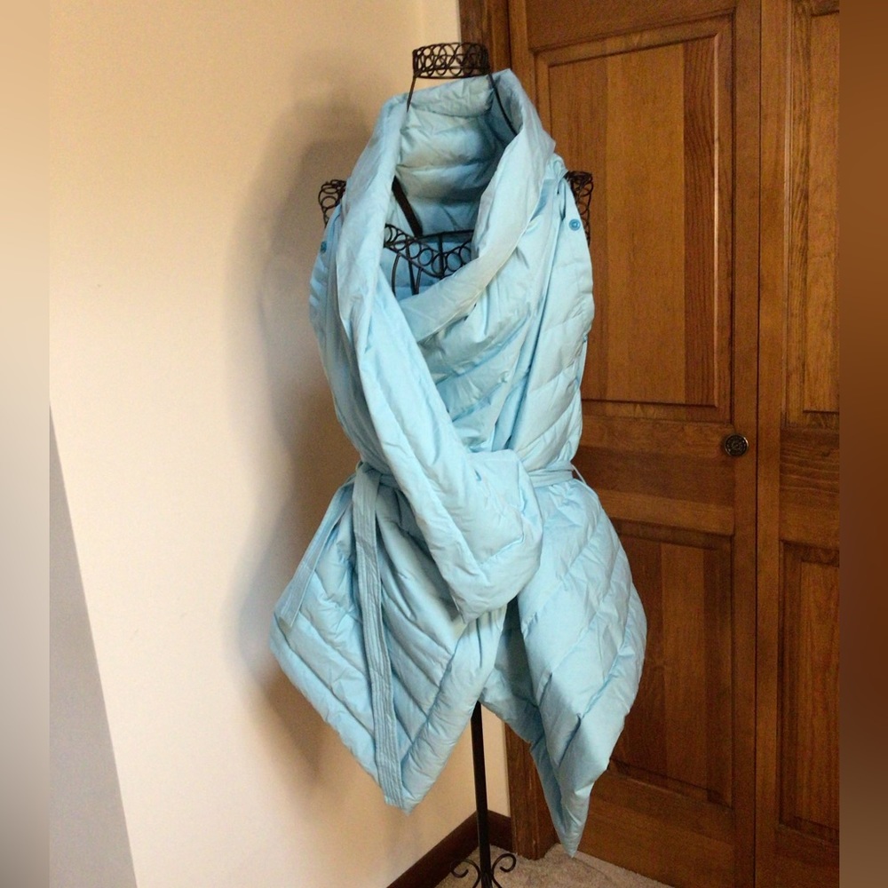 Pyrenex down waist coat, new